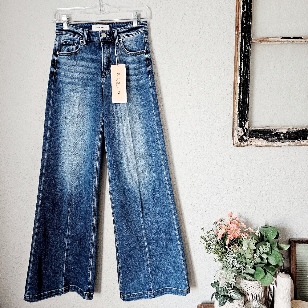 Risen Mid Rise Medium Wash Wide Leg Flared Denim Jeans Hybrid Various NEW - Picture 6 of 14